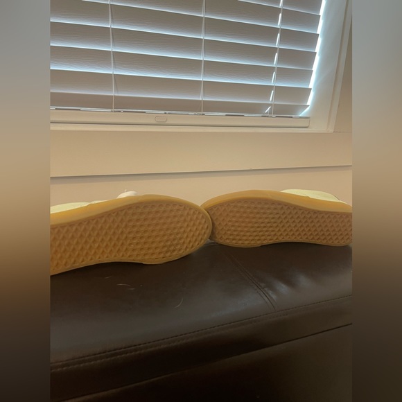 Vans Era Shoes: Mint Green with White accents and Gum Soles, size 11 - Picture 5 of 6